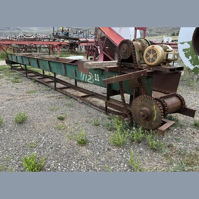 25in Wide x 30.75ft Long Chain Conveyor