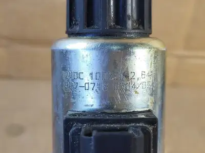 USED SAUER DANFOSS DCV03-3C11/01200E12