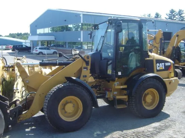 Used 2019 CATERPILLAR (CAT) 908M Wheel Loaders Massachusetts US | Hillview Equipment #1490526
