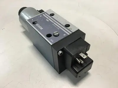 USED BOSCH 0 810 001 904