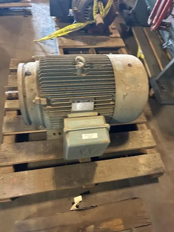 USED WORLDWIDE SQUIRREL CAGE