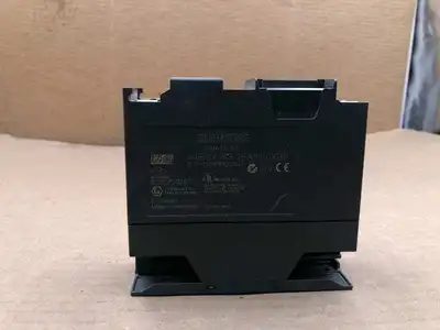 SIEMENS SIMATIC S7 6ES7153-2BA81-0XB0 Interface Module