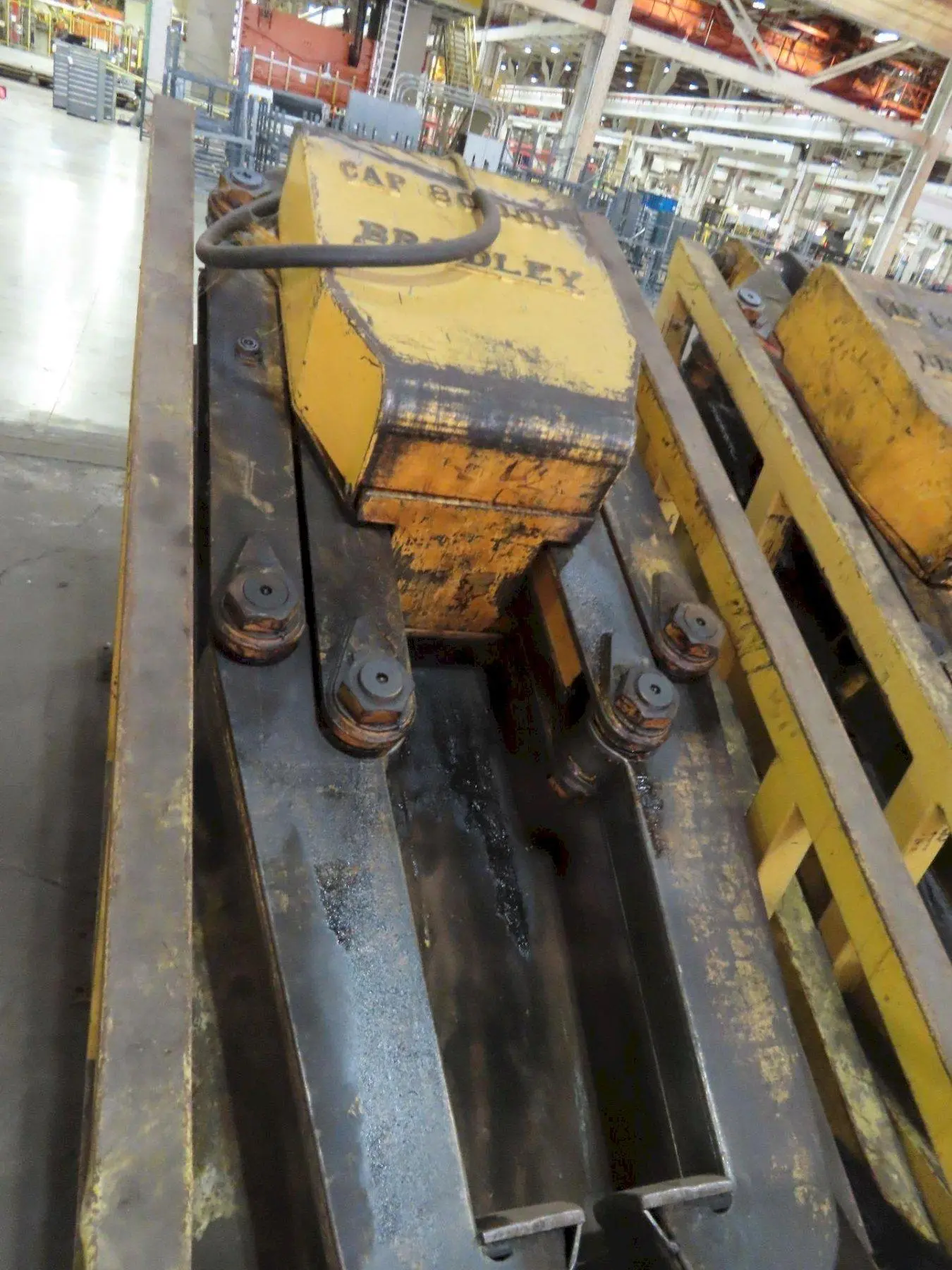 40 TON (80,000 LBS) BRADLEY ADJUSTABLE TELESCOPING COIL LIFTING GRAB TONGS: STOCK #23558