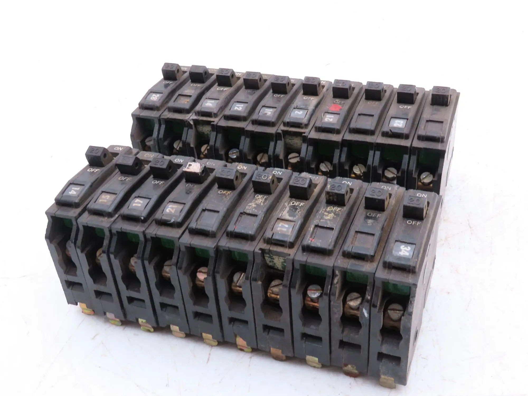 Square D QOB120 20A Circuit Breaker 1-Pole Bolt-On Old Style 120/240V  Lot of 20