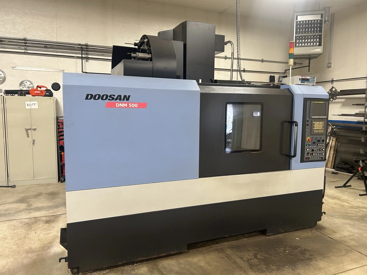 Used 2009 DOOSAN DNM 500 Vertical Machining Centers Illinois US | Revelation Machinery #1540092