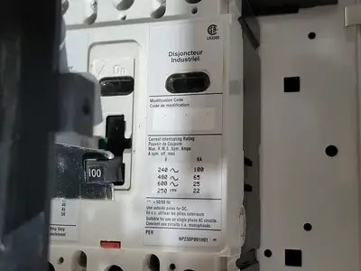 60/100 Amp MCC Circuit Breaker HFD3060/HFD3100 w/ LFD3070R/LFD3150R Limiter