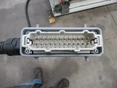 LNS QUICK LOAD SERVO S2 AUTOMATIC MAGAZINE BAR FEED