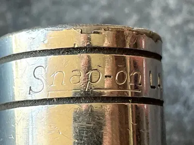 SNAP ON LA-12 1/2"  TO 3/4" SQUARE DRIVE ADAPTER UNDERLINE LOGO NICE USED  LA12