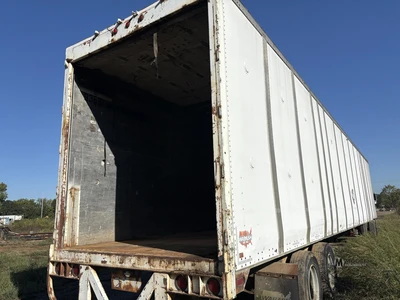 Used 1993 WABASH _UNKNOWN_ Box Trailers Tennessee US | Moore Equipment #1517345