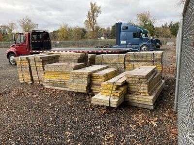 Used MIXED LOT OF VARIOUS SIZED CONCRETE FORMS Misc Construction Attachements Michigan US | Miedema Asset Management Group #1579276