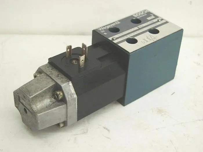 Used BOSCH 0 810 020 513 Valves/Fittings Michigan US | Ideal Machinery #596928