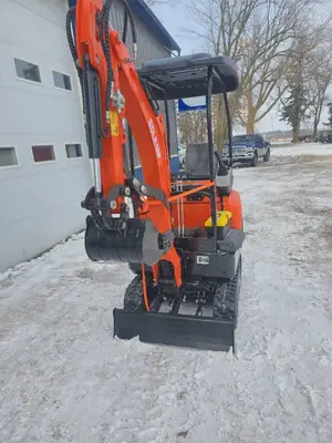 2025 SDLANCH Mini Excavator (IRE18P)