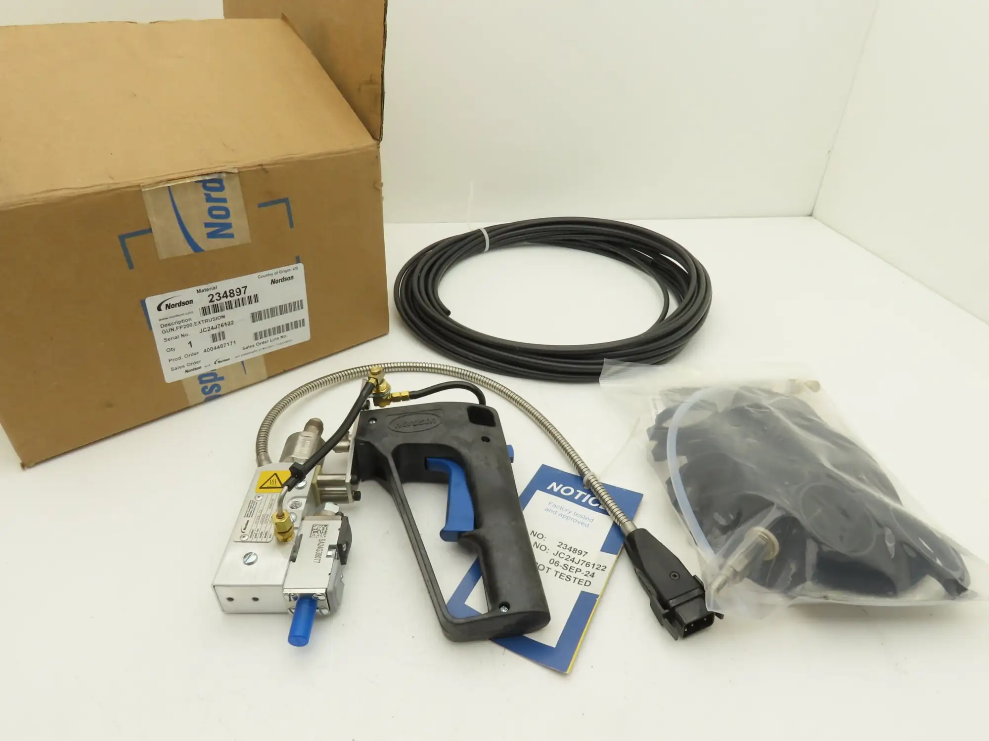 Nordson 234897 FP200 EX Hot Melt Glue Dispenser Applicator Gun w/Hose 240V