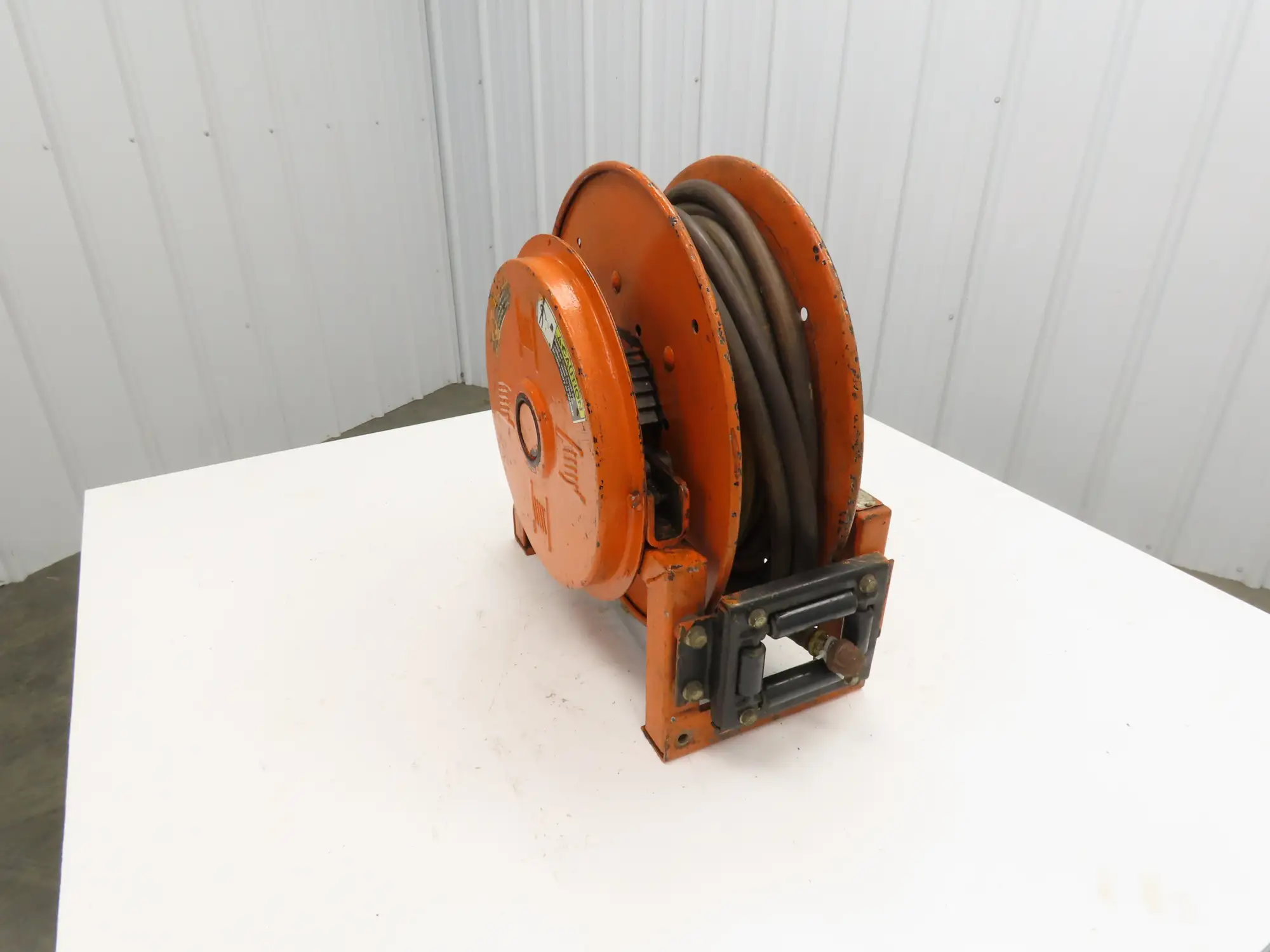 Hannay Reels 716-19-20J SR Retractable Industrial Air Hose Reel 1/2" X 40'