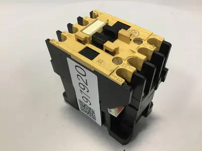 USED ALLEN BRADLEY 100-A09ND3 SER B