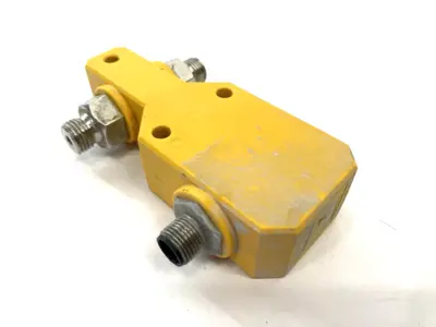USED TURCK CLASS 2 INLINE FLOW CONTROL SENSOR 24VDC 6870640