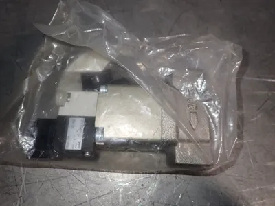 NEW SMC VNC311A20A5DZ