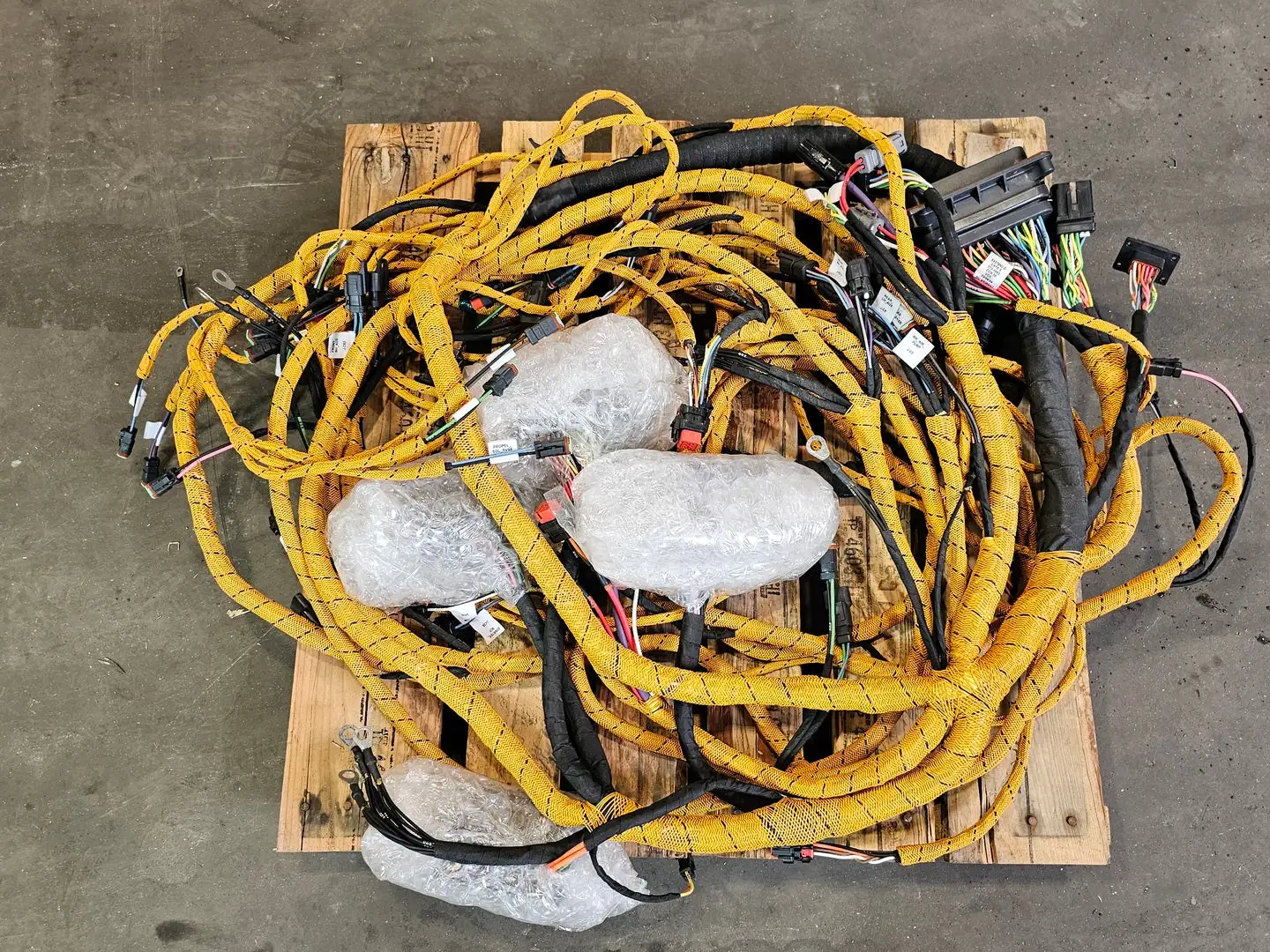 New | in-Stock 2024 CATERPILLAR 573-5993 Parts British Columbia CA | Lenmark #1440187