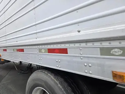 USED 2011 UTILITY 53FT