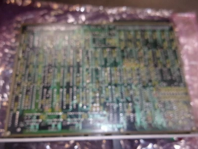 USED Universal Instruments 42004705-00