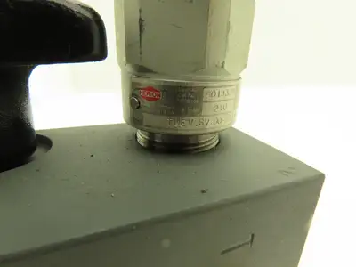 Herion BSP Hydraulic Directional Valve Block Cartridge Relief TUEV.SV.90-527