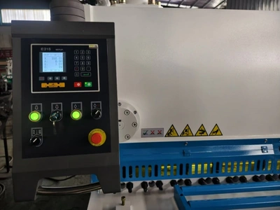 LVDCNC CNC Guillotine Shear, brand new showroom machine, VIDEOS, POA