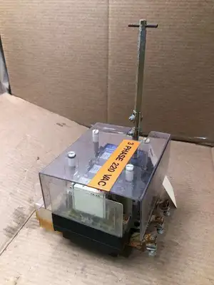 CGE VC4PF 125A 3 Pole Rotary Disconnect Switch 500-660VAC AC23