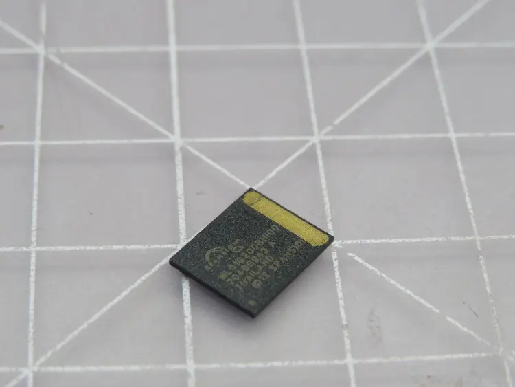 New | in-Stock INFINEON 17-4038101-01 ML01G200BHI00 Memory Texas US | Aucto #1308546