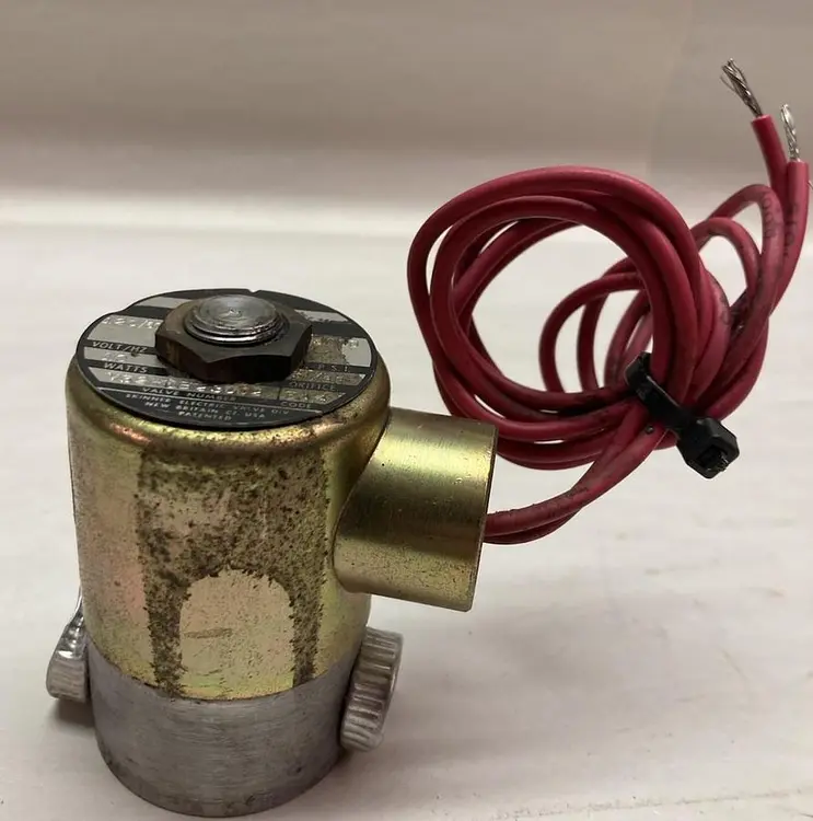 Used HONEYWELL V52HLB23002 Solenoid Valves Ohio US | Surplus Asset Holdings #1240564