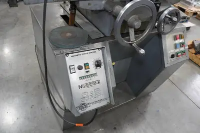 Harig Super 618 Horizontal Surface Grinder - Walker LBP Table - Neutrofier Controller