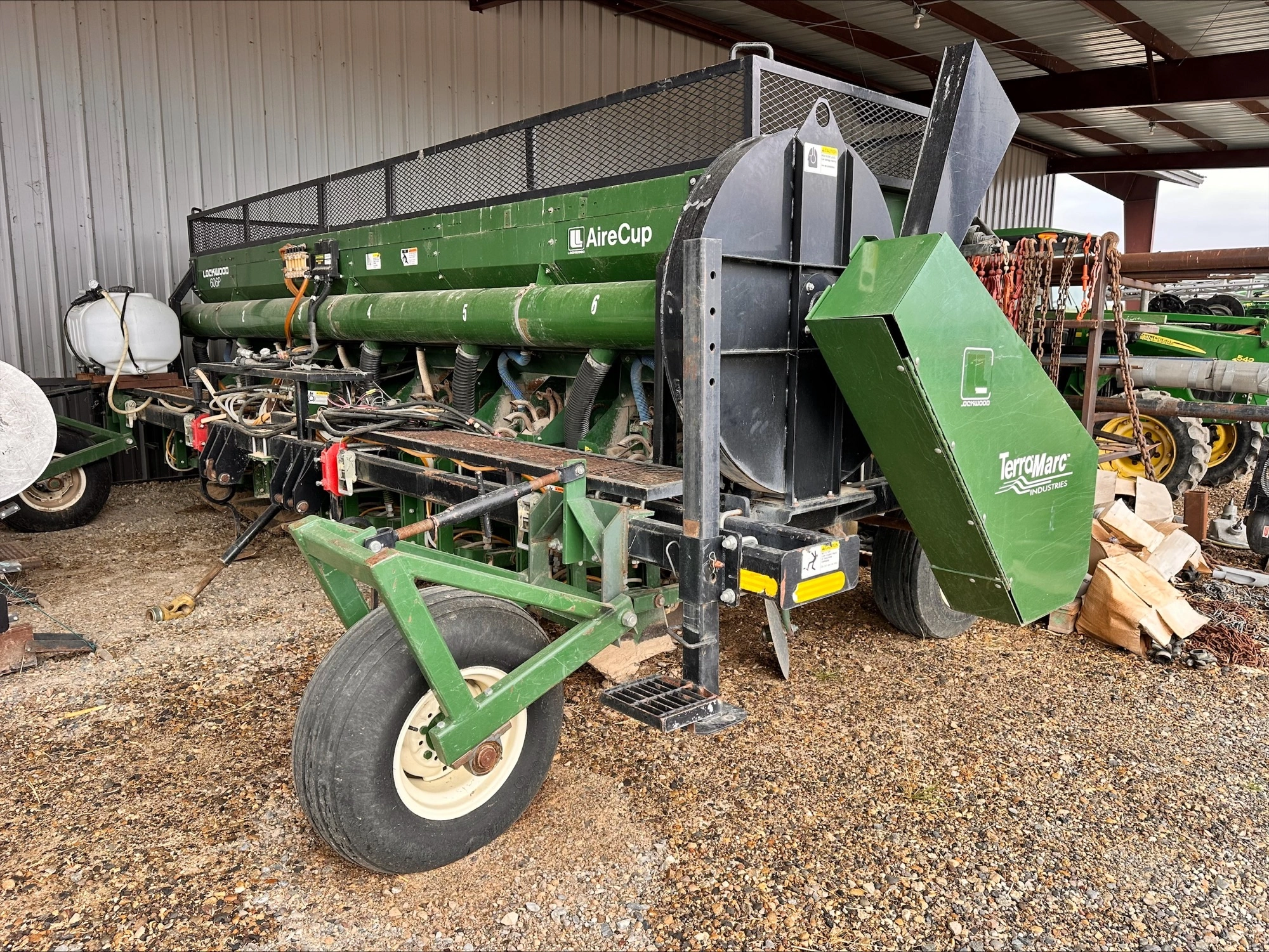 Used _UNKNOWN_ _UNKNOWN_ Planters Idaho US | Tri-Steel Manufacturing #1557154