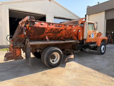 Used 1995 FORD L9000 Dump trucks Michigan US | Miedema Asset Management Group #1371806