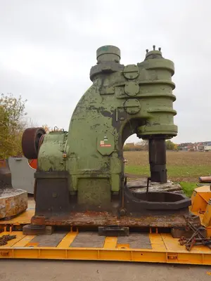 USED BÊCHÉ FORGING HAMMER 2040 KGM