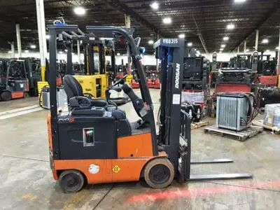 USED 2019 DOOSAN BC15S-5