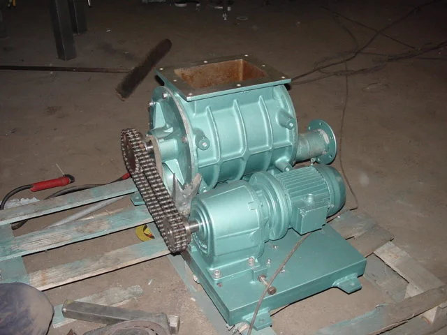 Rotary Valve M/S 300Mm Dia