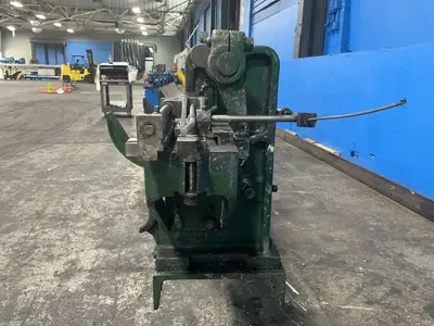 Used THE LEWIS MACHINE CO. 2CG Wire Straighteners & Cut-Offs Ohio US | HGR 24 #1415136