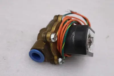 PARKER Brass 06F22C2140AAF4C05 Solenoid Valve  NEW OPEN BOX STK L85C
