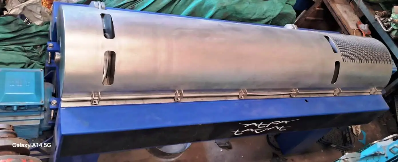 Alfa-Laval SGDM 305 decanter centrifuge, 316SS.