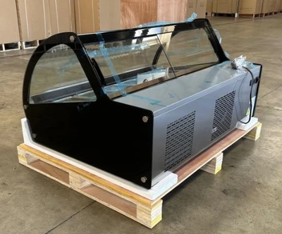 171-0152 6 Pan Self Contained Full Service Countertop Gelato Display Cooler