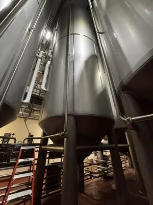 USED MUELLER 16,600 GALLON