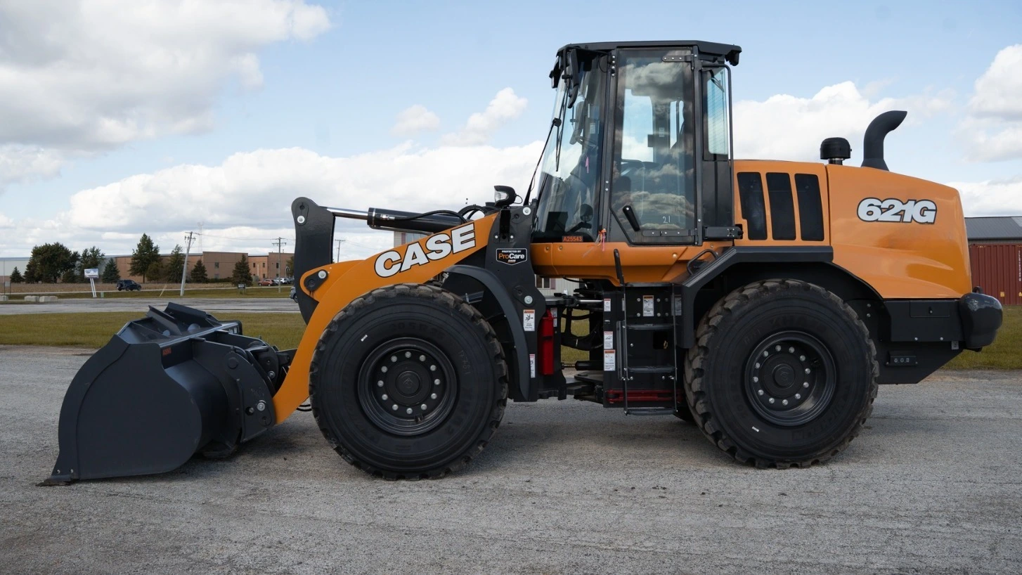USED 2025 Case 621G