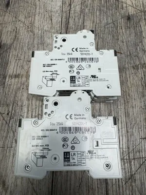 SIEMENS 5SY4201-7 Electrical/PLC/Automation | ESS Industrial Equipment Sales (8)