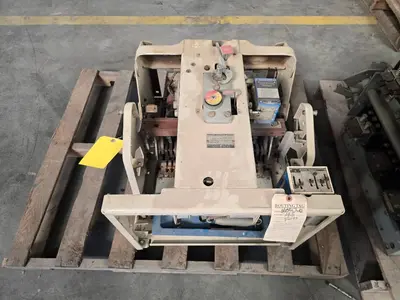 Used _UNKNOWN_ _UNKNOWN_ Circuit Breakers Indiana US | Myron Bowling Auctioneers Inc #1503991