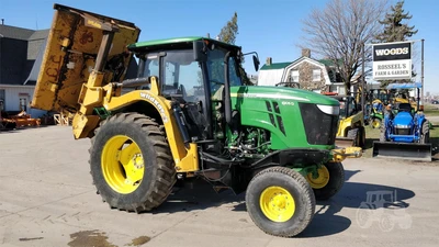 USED 2014 JOHN DEERE 6105D