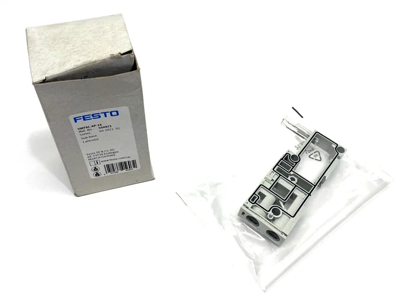 560973, VMPAL-AP-14 | Festo VMPAL-AP-14 Pneumatic Valve Sub-Base 560973 - New