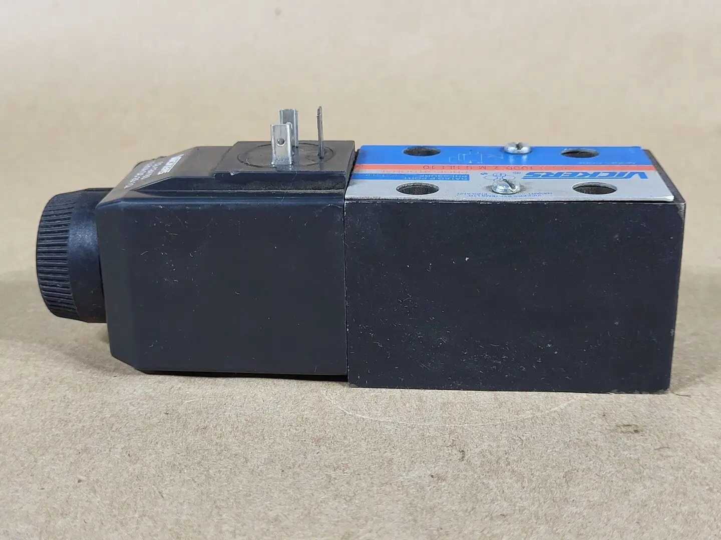 USED VICKERS KCG 3 100D Z M U HL1 10