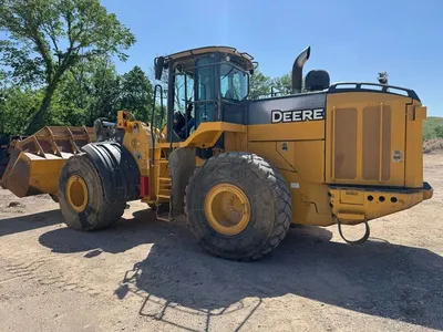 2015 John Deere 824K-II