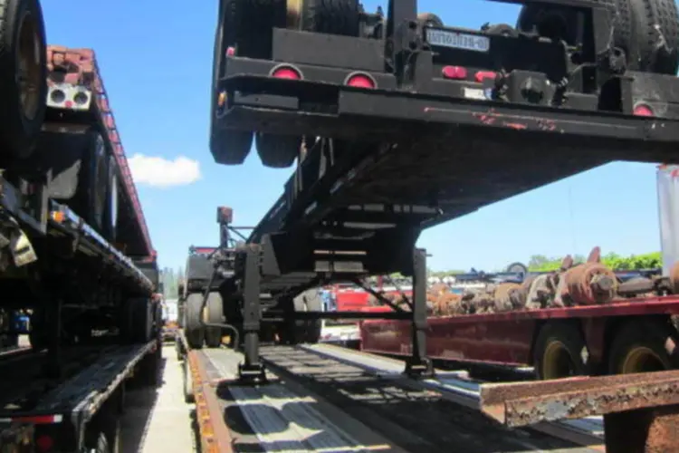Used A PLUS BERTOLINI 40′-45′ EXTENDABLE CHASSIS Chassis Florida US | USA Transequipment #1542570