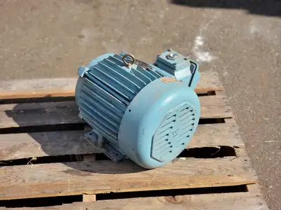 7-1/2 hp, 575 volts, 3510 rpm, 213C Electric Motor