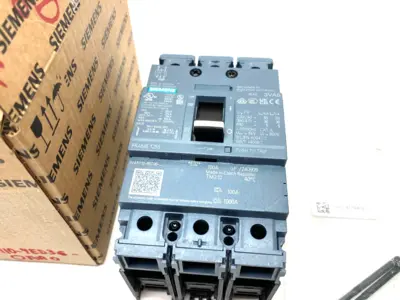 USED SIEMENS LOW-VOLTAGE MOLDED CASE CIRCUIT BREAKER CLASS S BREAK